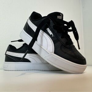 PUMA Unisex-Child Caven Sneaker, Black/White